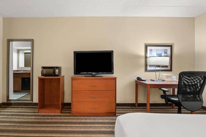 Room 31 of 78