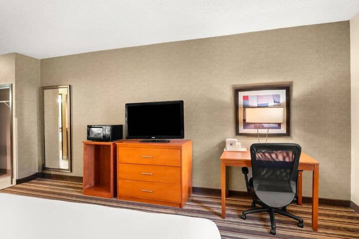 Room 35 of 78