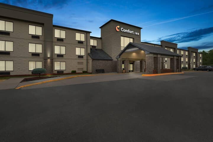 Hotel 77 of 78