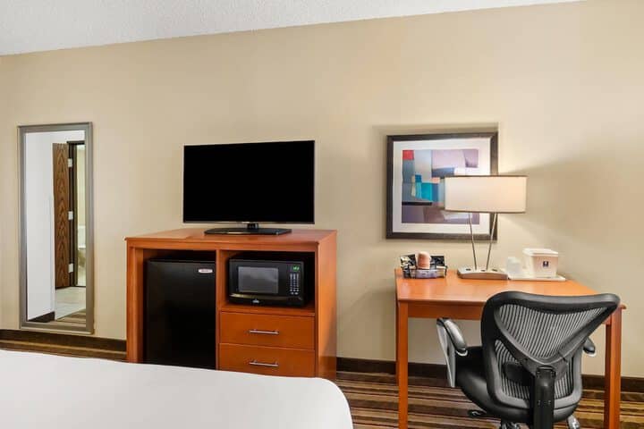 Room 40 of 78